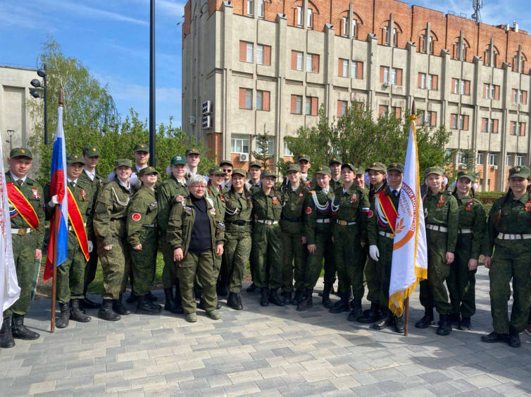 Парад на Советской площади